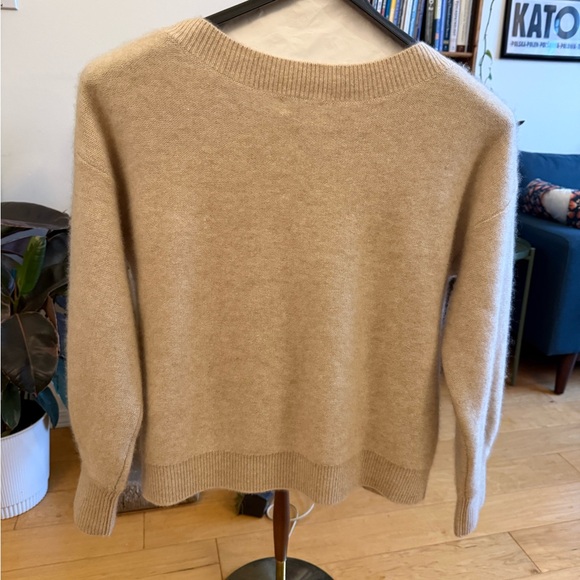 Club Monaco Light Beige Crew Neck Sweater - Picture 5 of 5